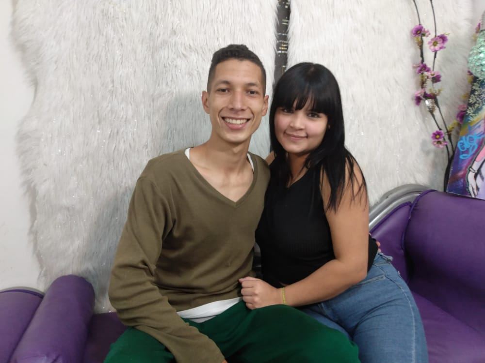 Imagen de perfil de modelo de cámara web de KarlandSacha