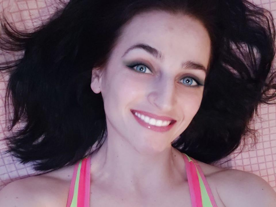 Foto de perfil de modelo de webcam de HONEY_CUTE_BUNNY 