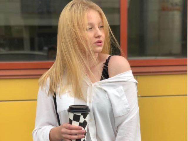 Image de profil du modèle de webcam Renee_Hill