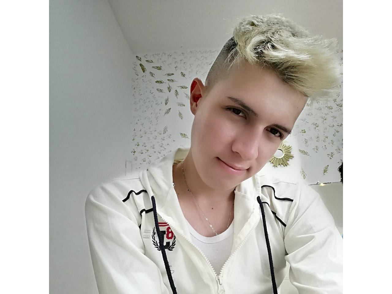 Image de profil du modèle de webcam alexroyce