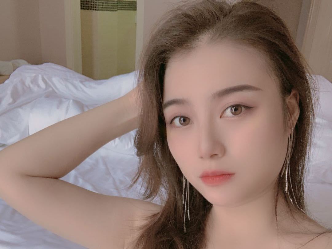 Feixue cam model profile picture 