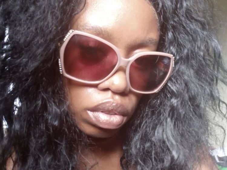 Ivory_Shell cam model profile picture 