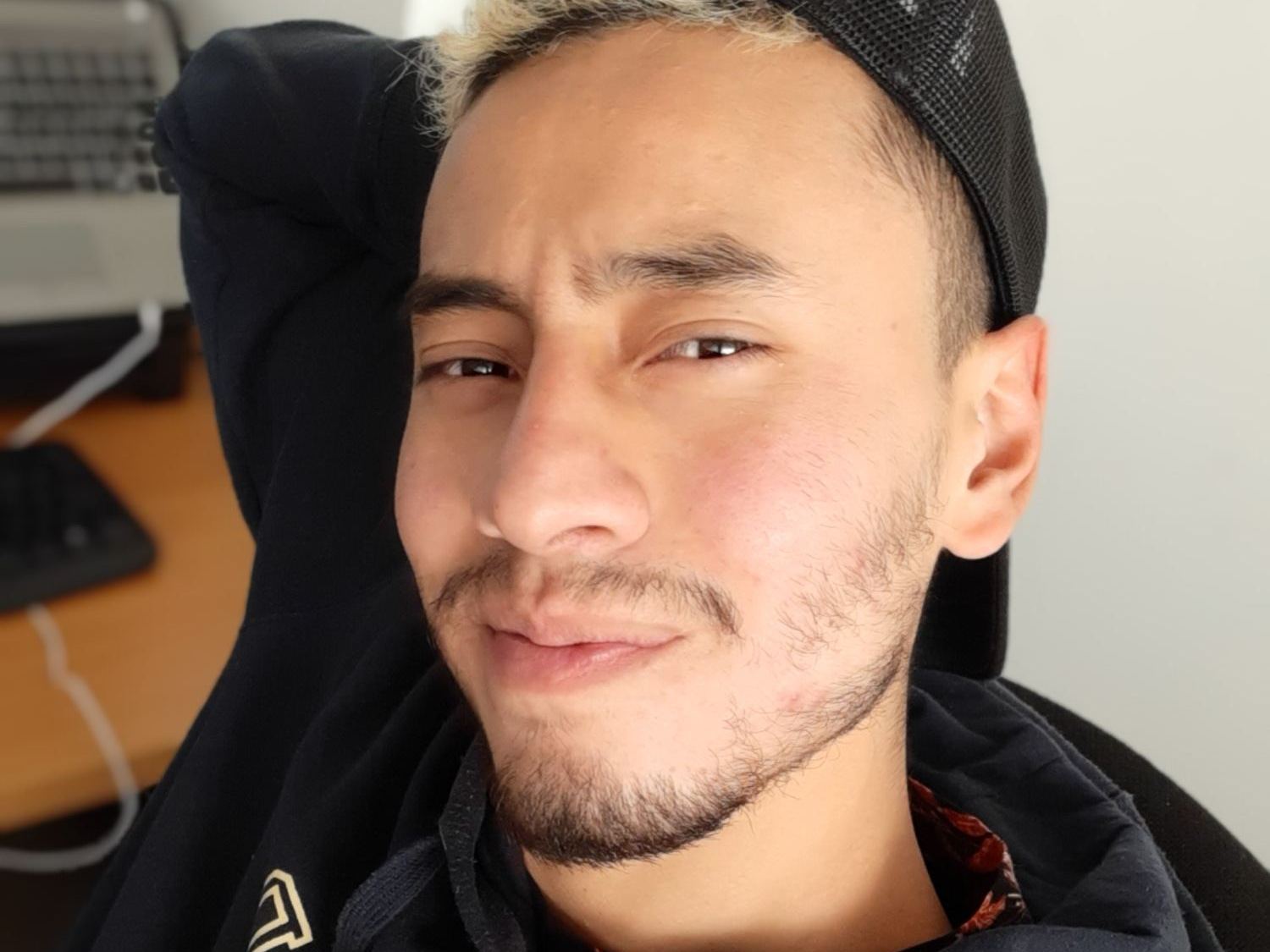 Image de profil du modèle de webcam Juanes0012