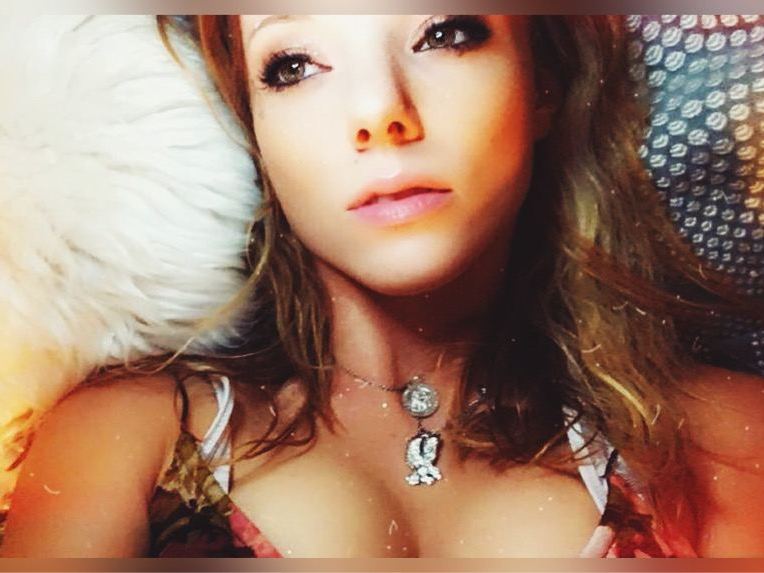 partybydapound profielfoto van cam model 
