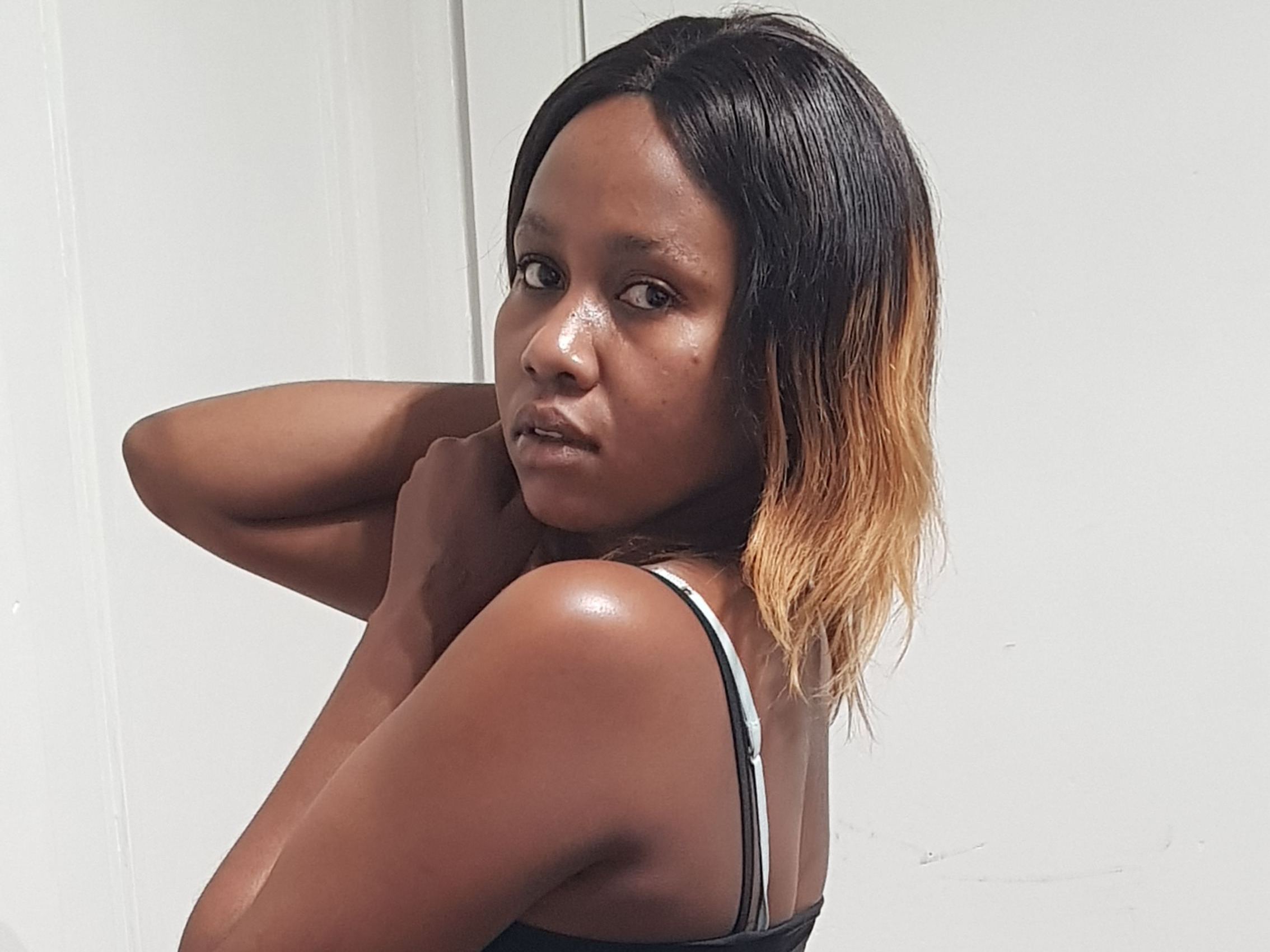 AnalBootyQueen profilbild på webbkameramodell 