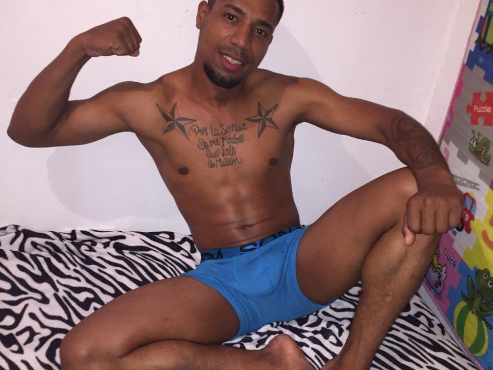 dilan222 immagine del profilo del modello di cam