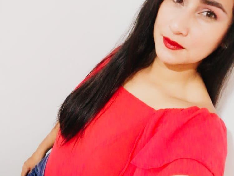 SquirtPamela cam model profile picture 