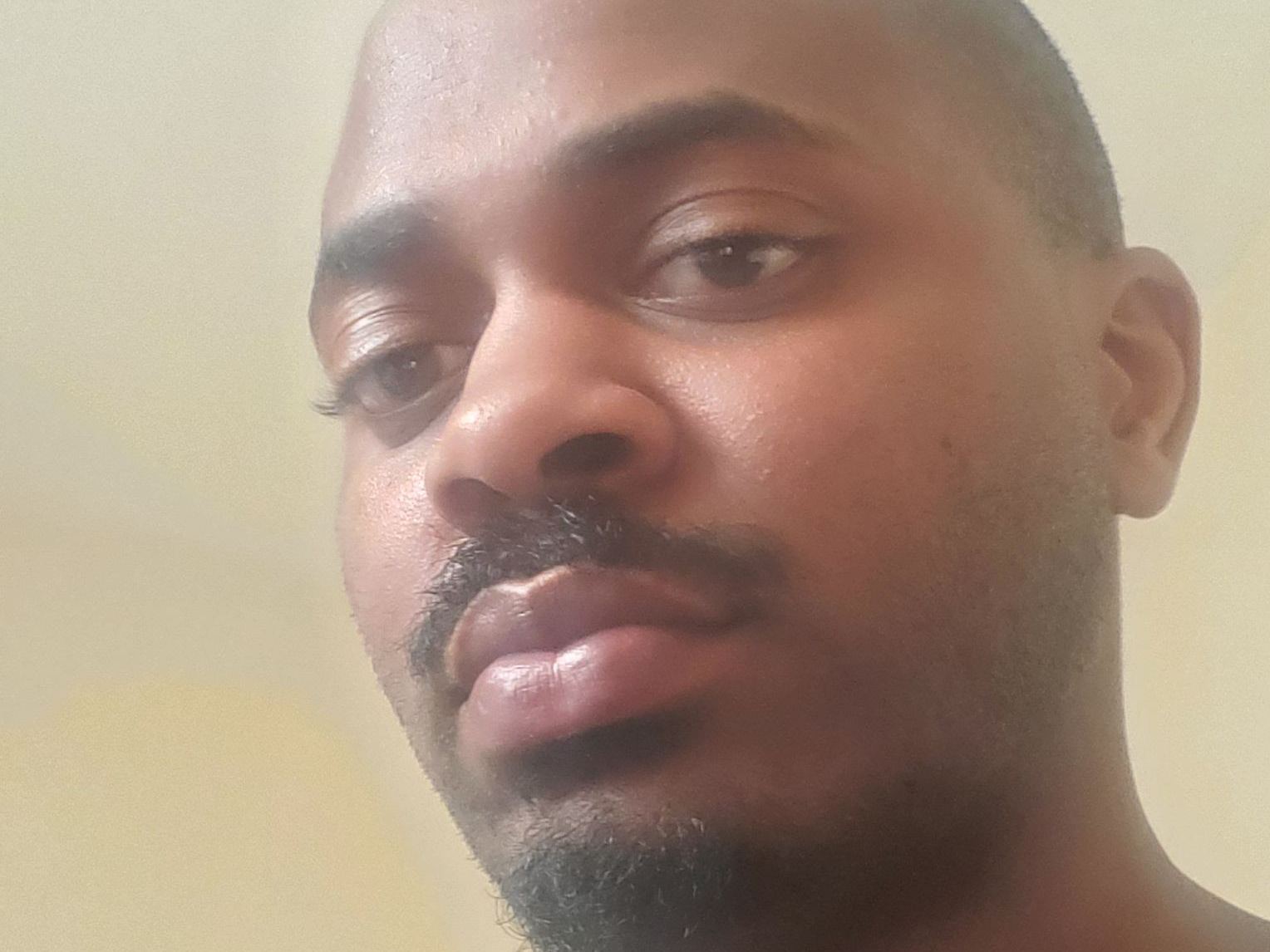 Imagen de perfil de modelo de cámara web de sherlockhomeboi