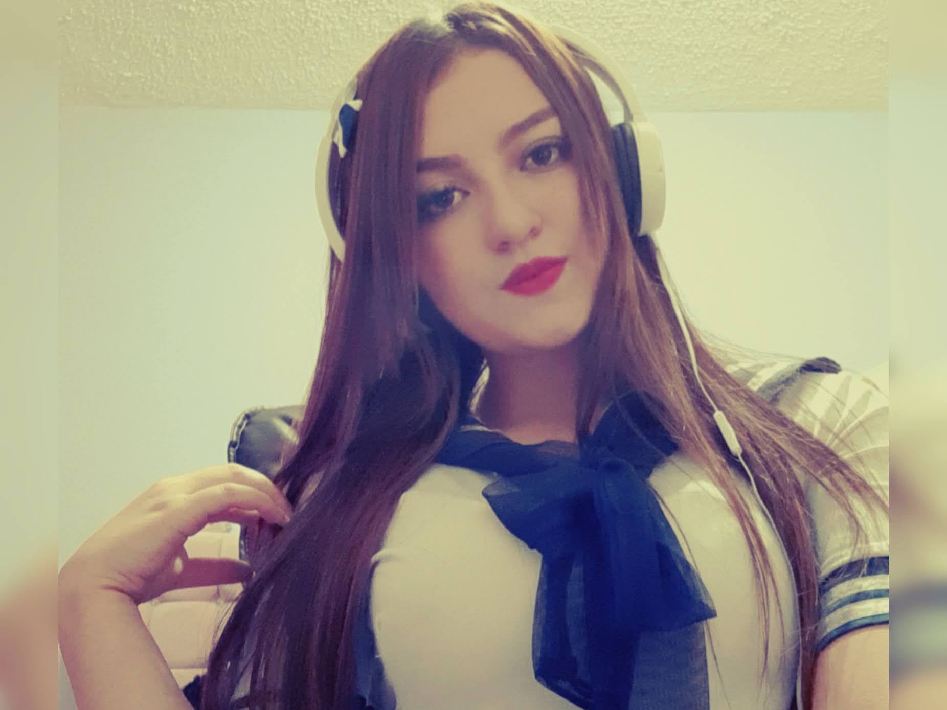 Image de profil du modèle de webcam nia_mariin