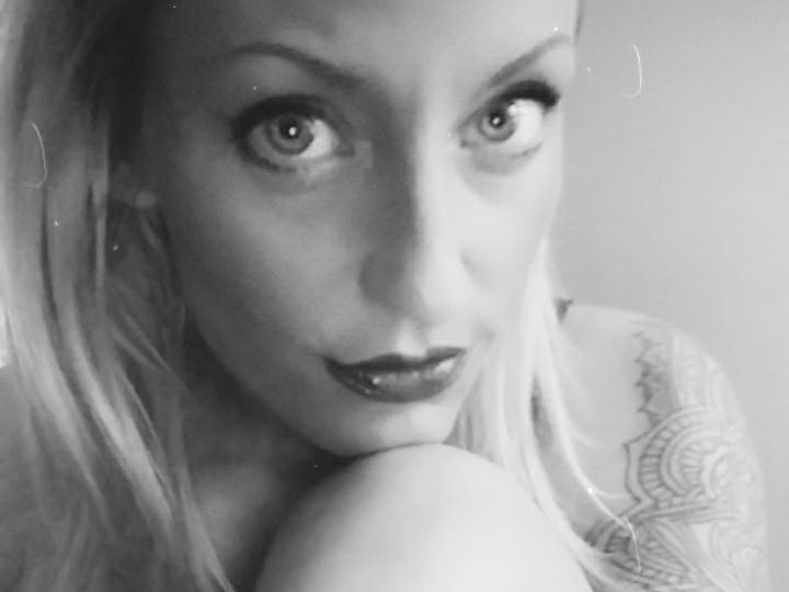 GoddessLaceySteele cam model profile picture 