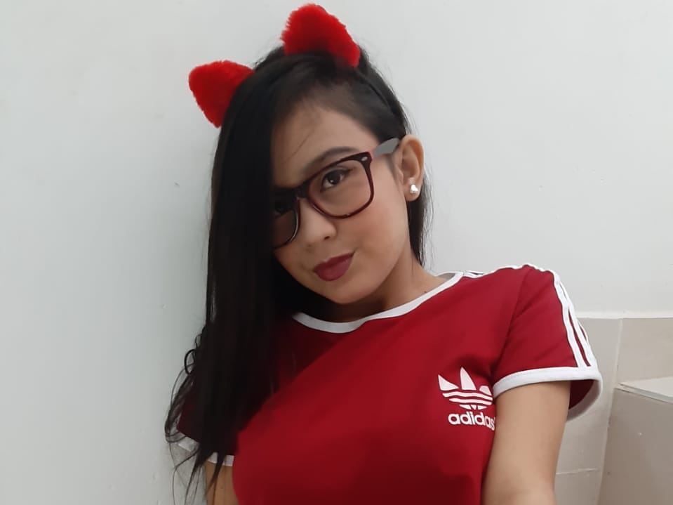 maylie546 Profilbild des Cam-Modells 