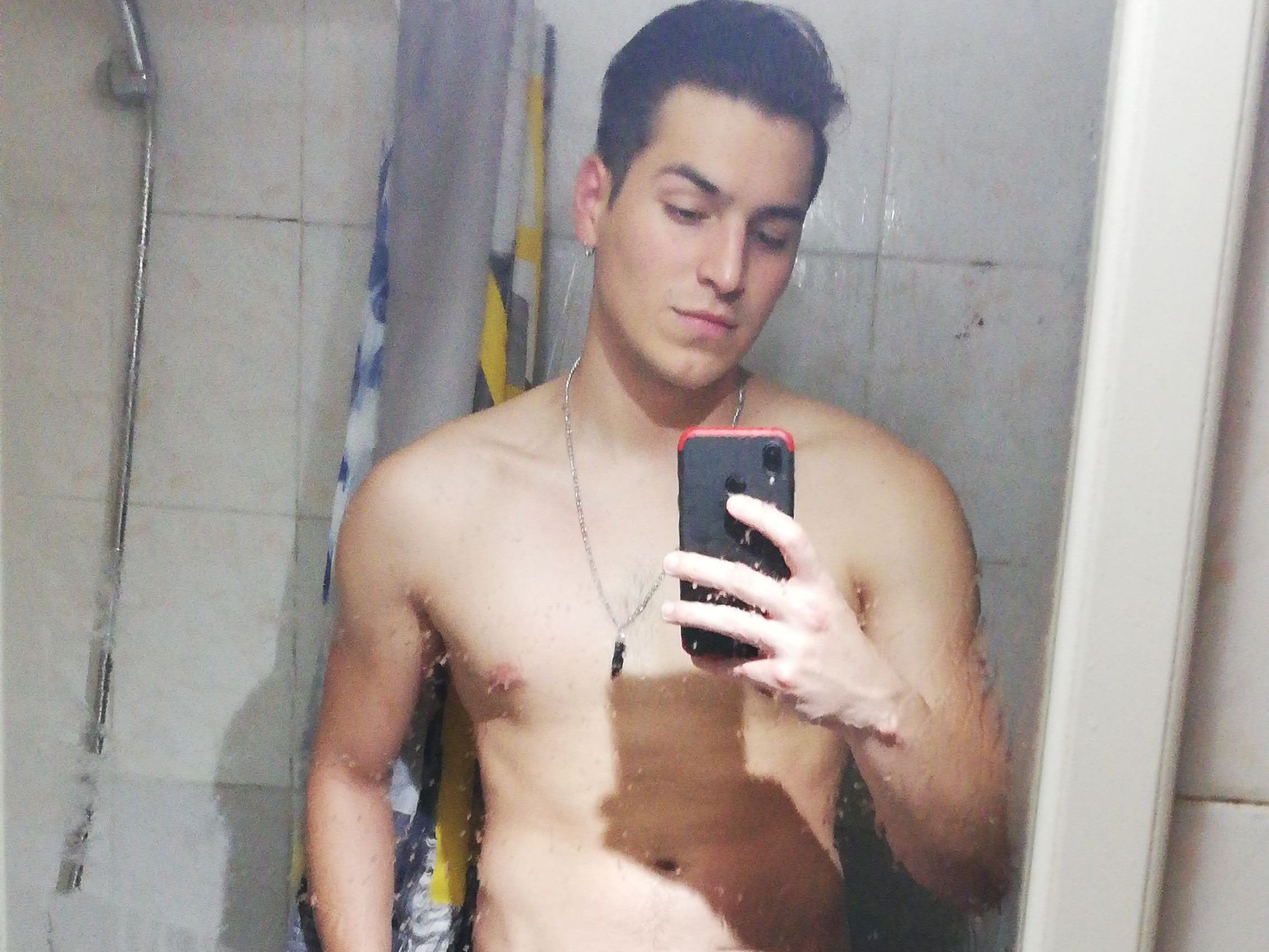 AlessandroAlvrz profielfoto van cam model 