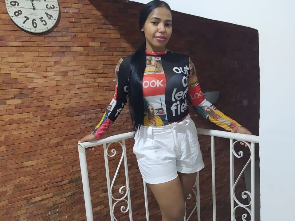 Foto de perfil de modelo de webcam de Dahyans756 