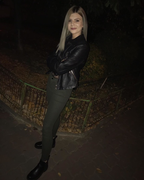 Performer CrystalNoirX Photo 9