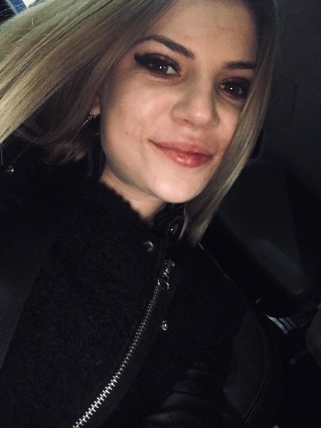 Performer CrystalNoirX Photo 3