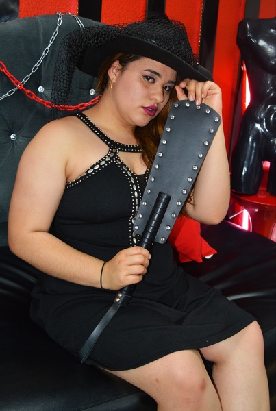 Interprete MiaWringth Foto 3