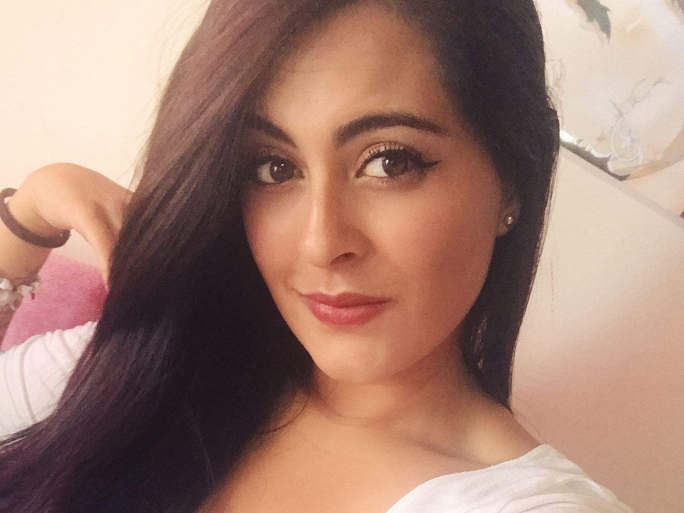 Imagen de perfil de modelo de cámara web de laura_naughty