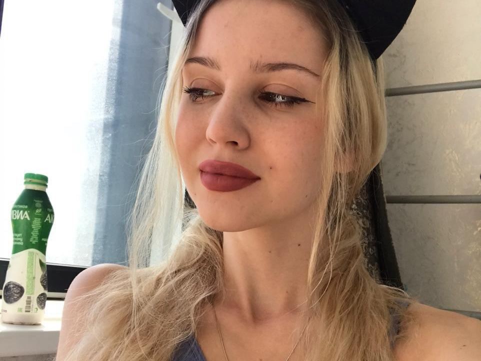 tiny_di cam model profile picture 