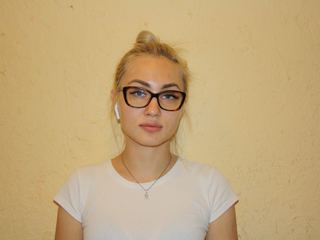 Imagen de perfil de modelo de cámara web de ElianaPowell