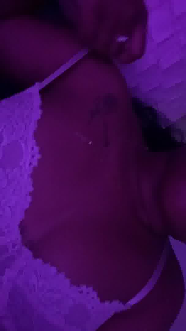 Darsteller LoveHazel24 Video 1