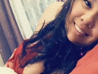 Imagen de perfil de modelo de cámara web de ToeMamma69