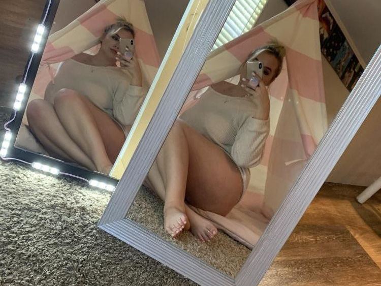 EllieMae_OG Profilbild des Cam-Modells 