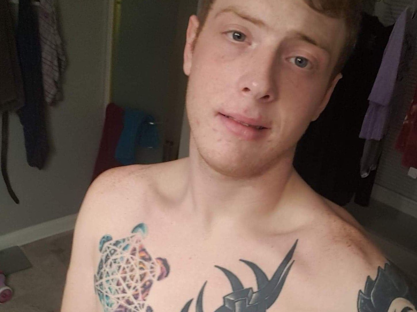 analaaron profielfoto van cam model 