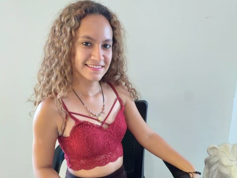 Image de profil du modèle de webcam HannaYouung