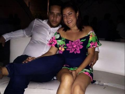 Image de profil du modèle de webcam CarlaAndThiago