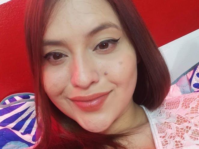 Imagen de perfil de modelo de cámara web de cutecris