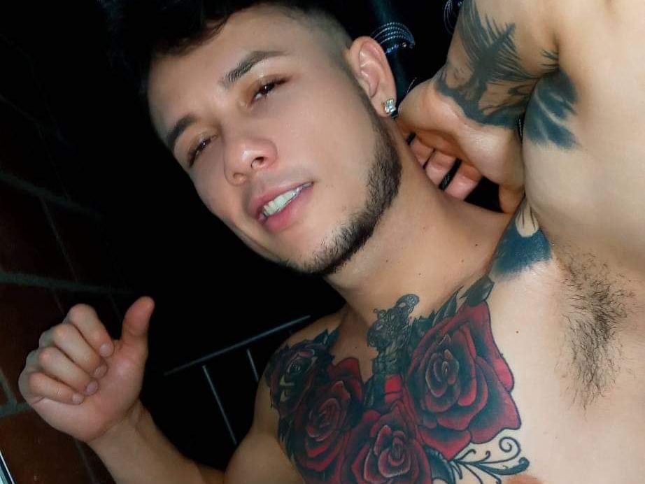 tatto_boy immagine del profilo del modello di cam