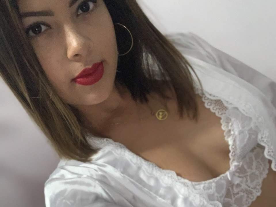 Analu_Guzman profilbild på webbkameramodell 