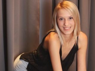 Imagen de perfil de modelo de cámara web de xALLEXIS