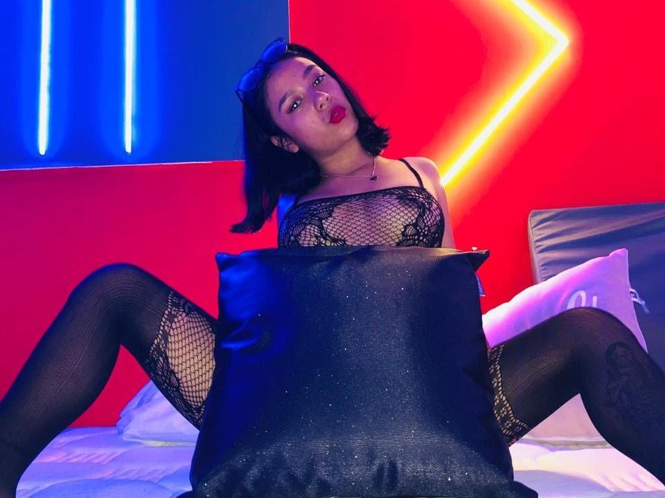 LittleLucia immagine del profilo del modello di cam