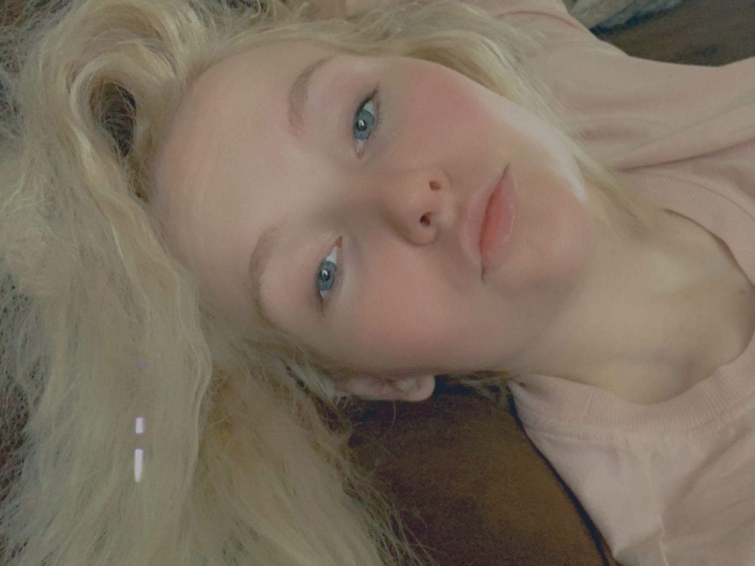 LuxxSutton profielfoto van cam model 