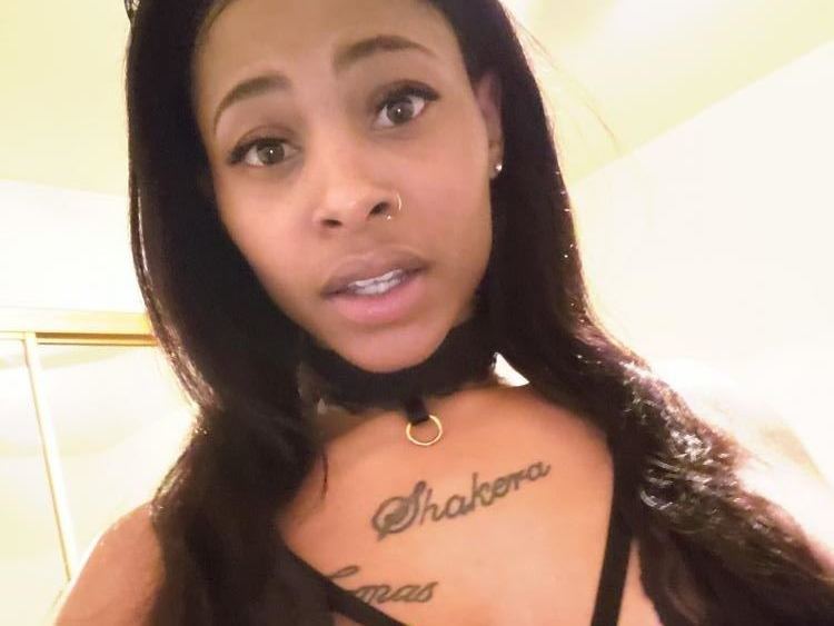 BlaccBarbiie profielfoto van cam model 