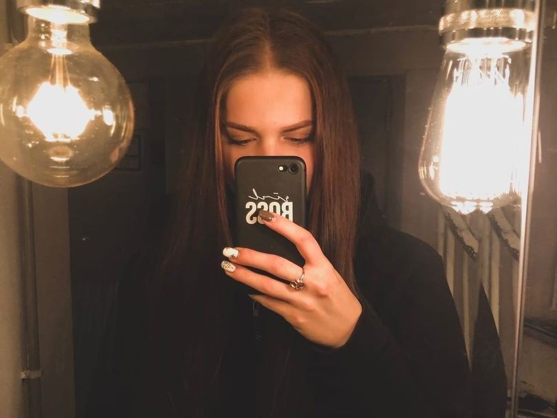 KatherynBright profilbild på webbkameramodell 