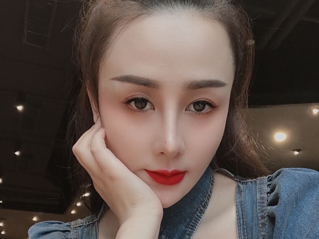 Imagen de perfil de modelo de cámara web de Nancywufang
