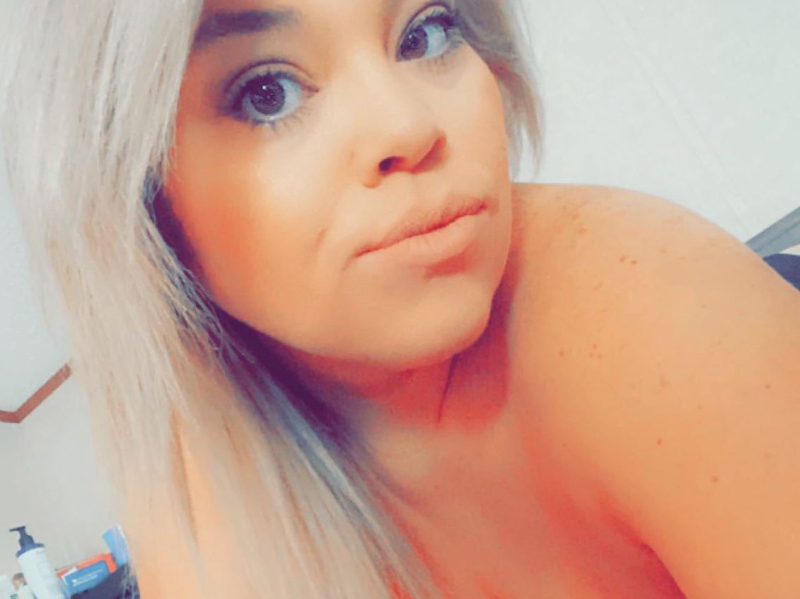 Sthrnbelle profilbild på webbkameramodell 