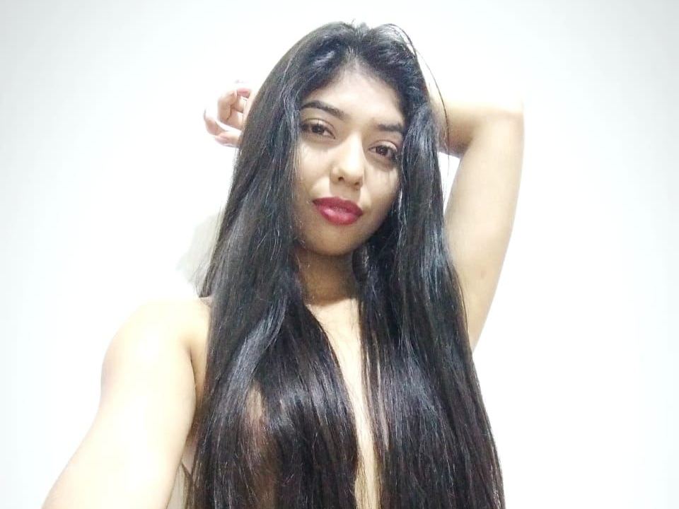 Image de profil du modèle de webcam KiaraRosse