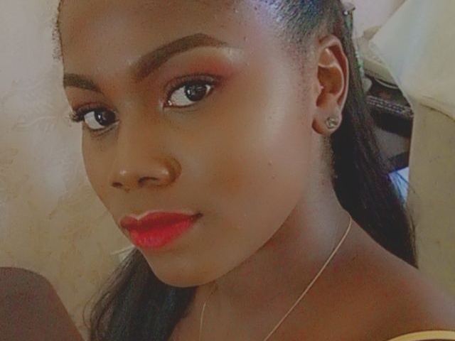 Image de profil du modèle de webcam Sexy_shirley