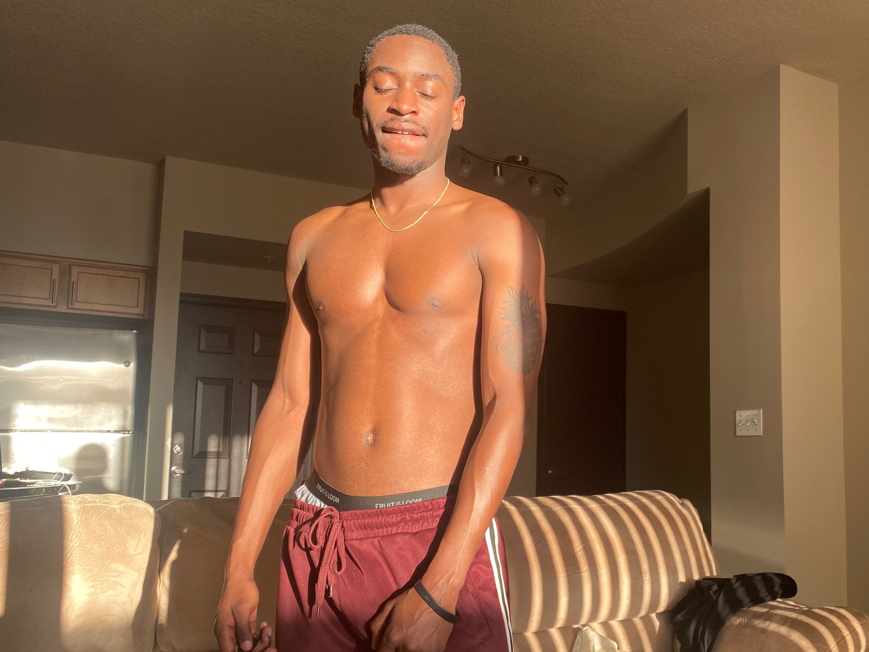 Image de profil du modèle de webcam GoodBlkDique