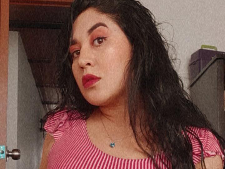 Image de profil du modèle de webcam lauranolimit