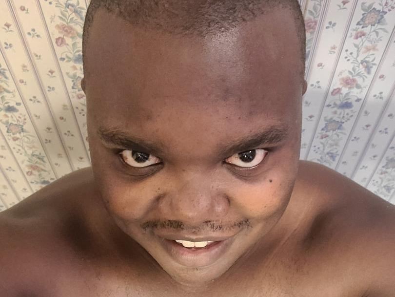 Imagen de perfil de modelo de cámara web de PrimeBBCTime