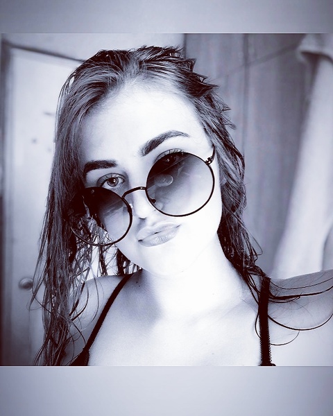 Artist CarenCovia Foto 5