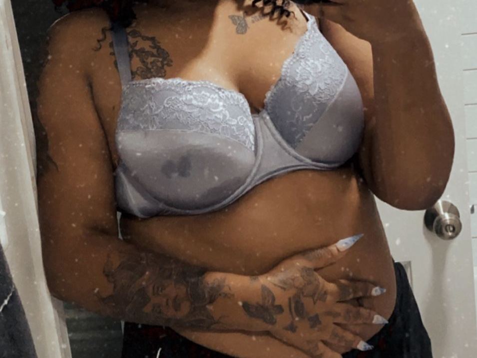 Foto de perfil de modelo de webcam de BigBootyJudieee 