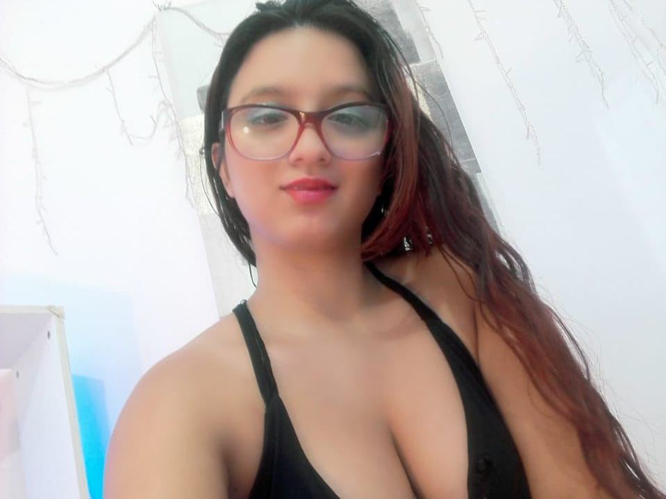 Foto de perfil de modelo de webcam de Majo_88 