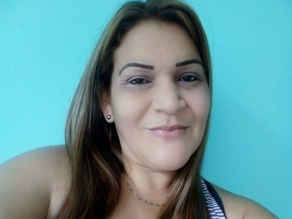 Image de profil du modèle de webcam Celina_bigger