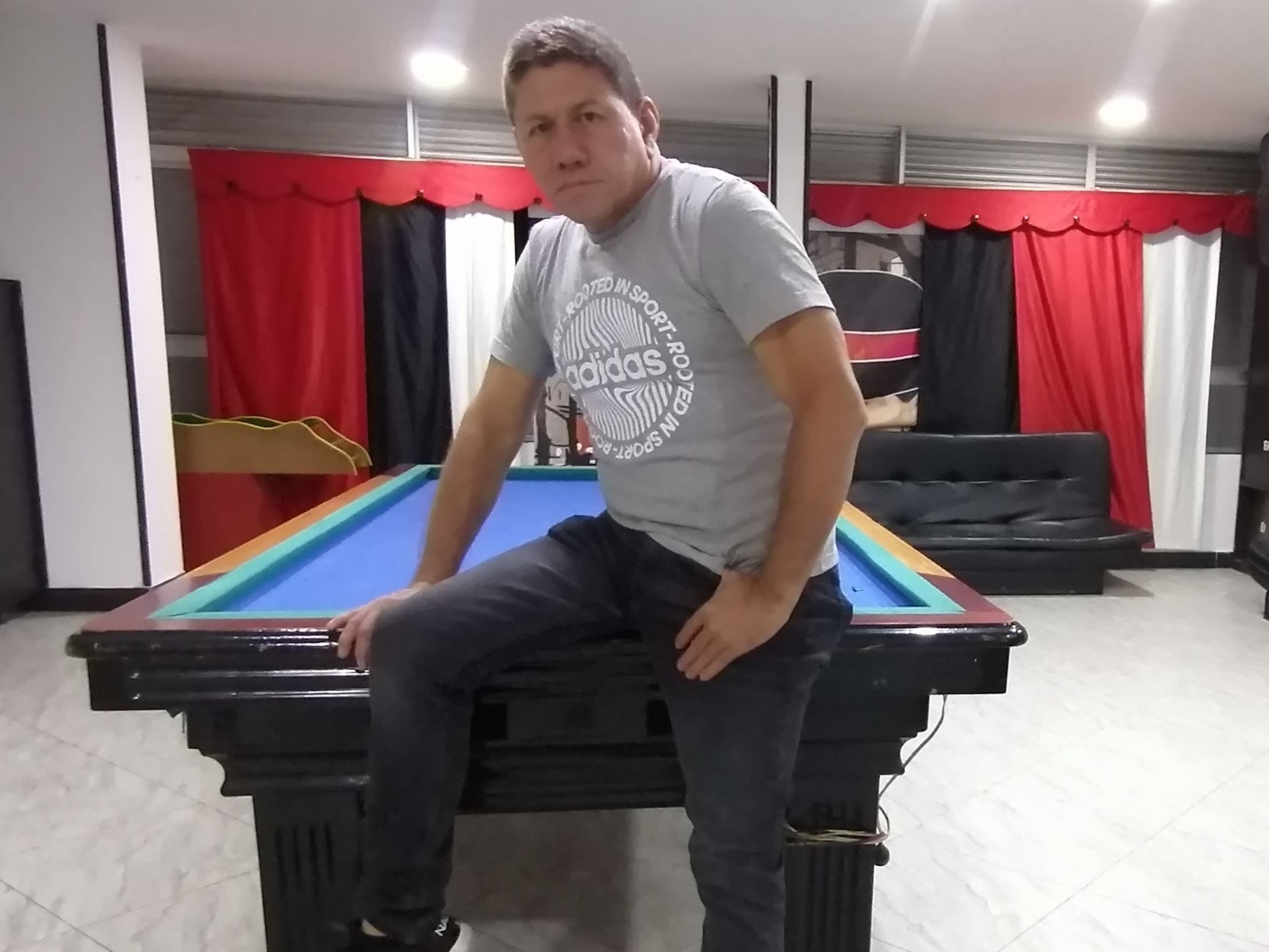 tony_verga Profilbild des Cam-Modells 