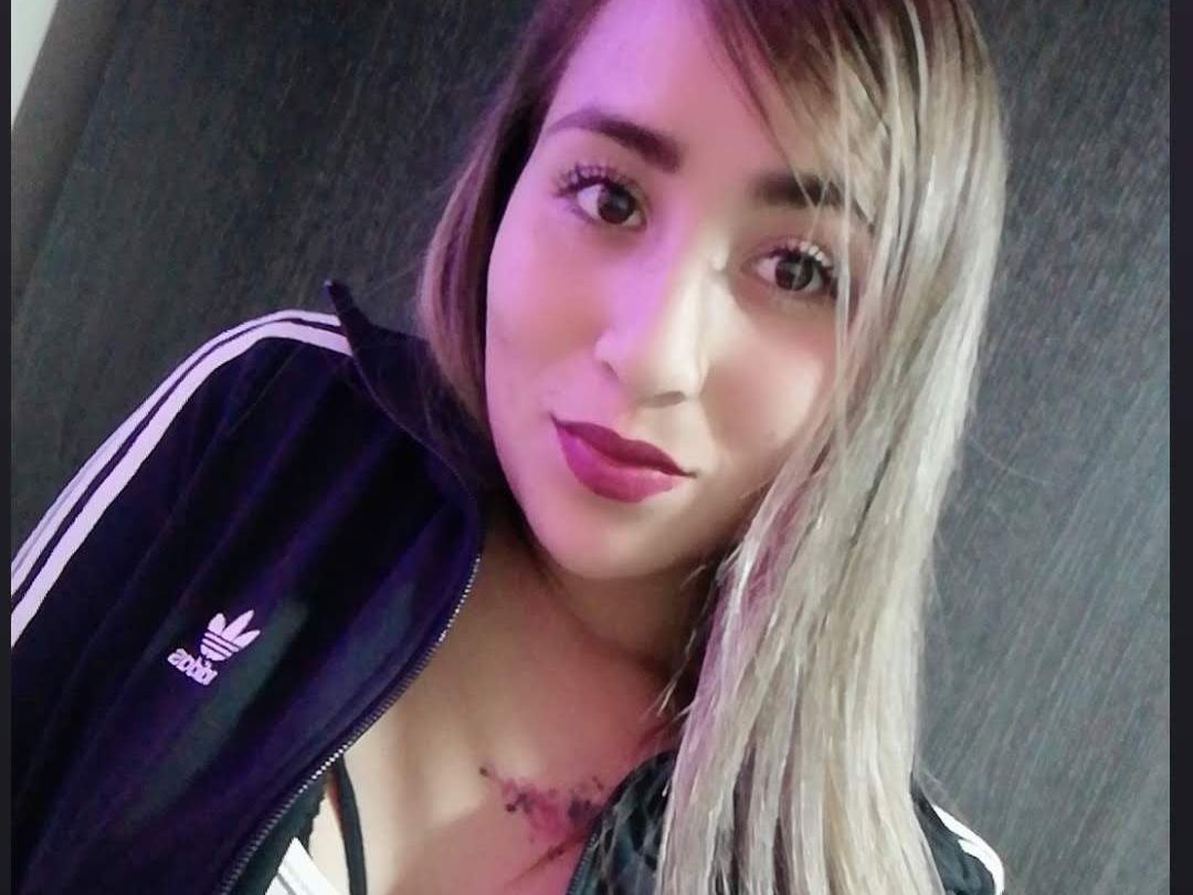 annyfox69 profilbild på webbkameramodell 